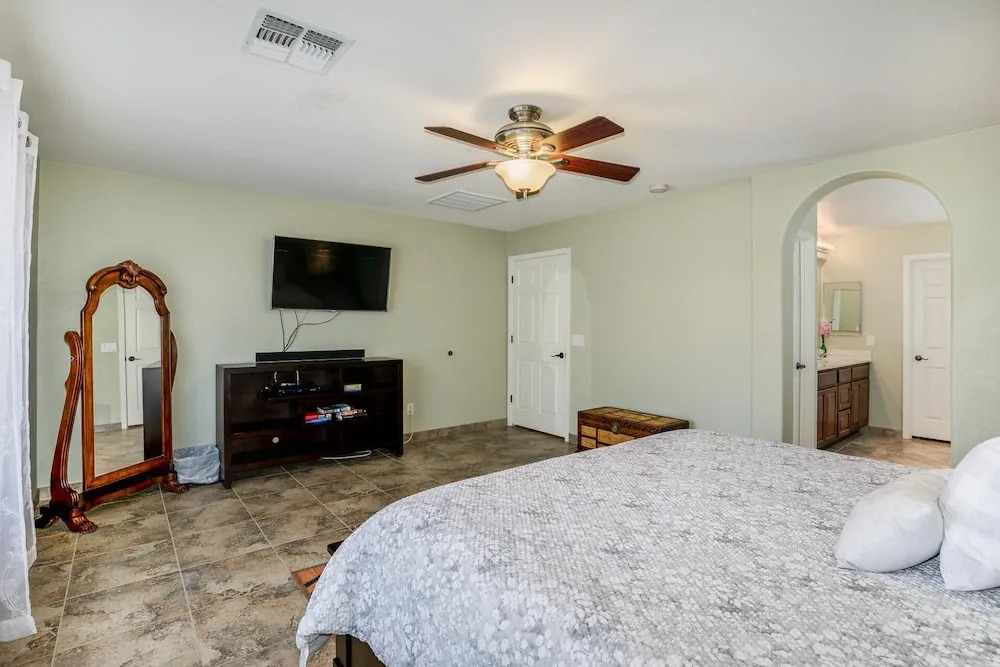 Camden - 3 Br Home