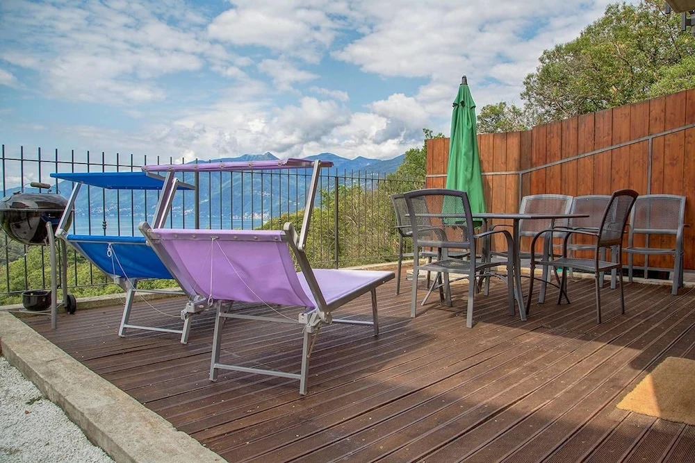 Stunning Italian Lakes Villa With Lake Views, Bbq, Wifi, Wii Games Console