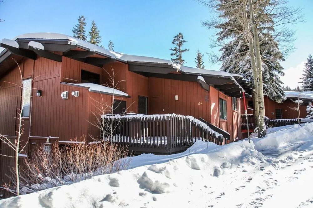 Mammoth West #129 - 3 Br Condo