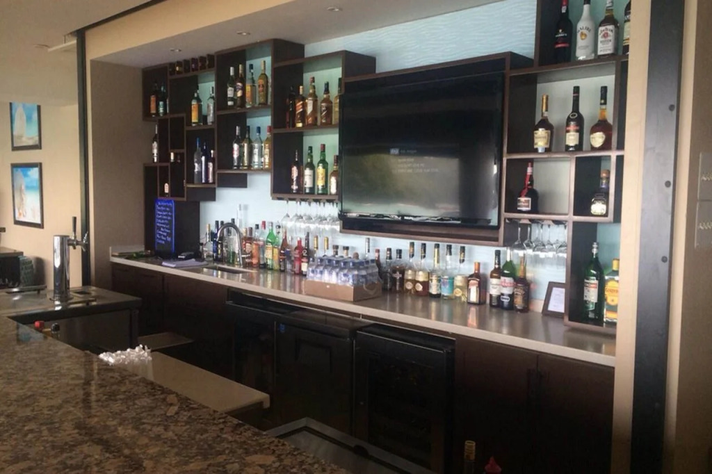 Blue Waters Inn