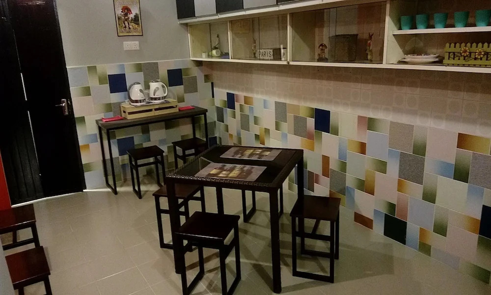 Rest & Relax 7 Room Ipoh Garden East