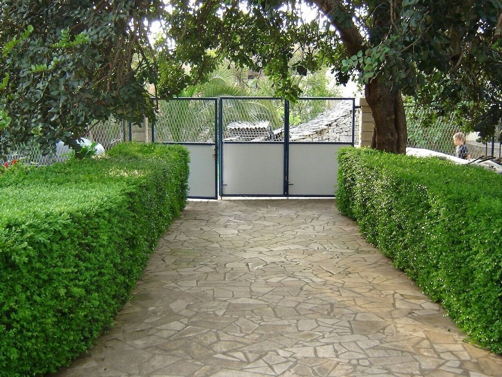 Apartment Ljube