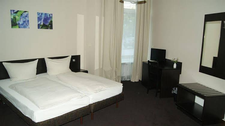 Saks Hotel Pension