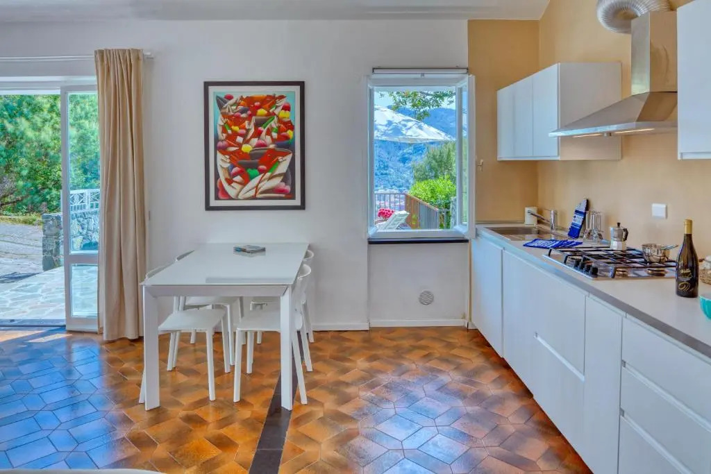 Marla House Sea View