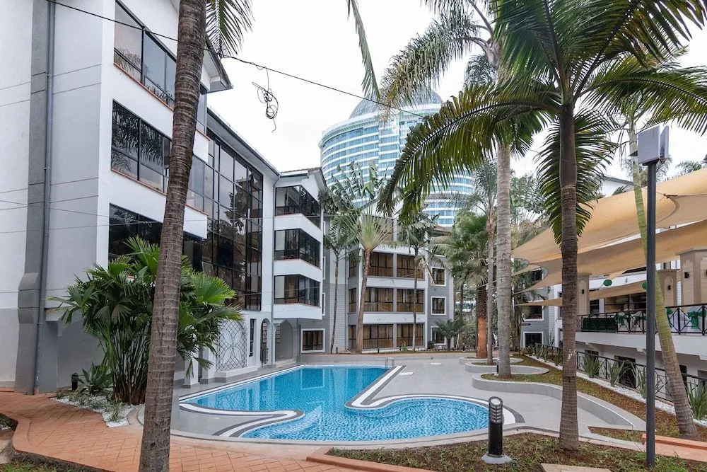CySuites Apartment Hotel