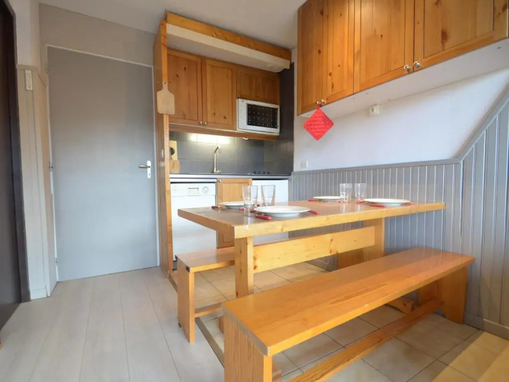 Appartement Les Menuires, 1 pièce, 4 personnes - FR-1-452-262