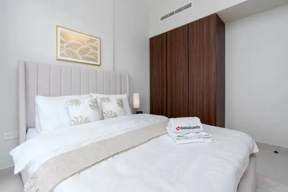 Delightful 2BR Apartment at Reva Residences