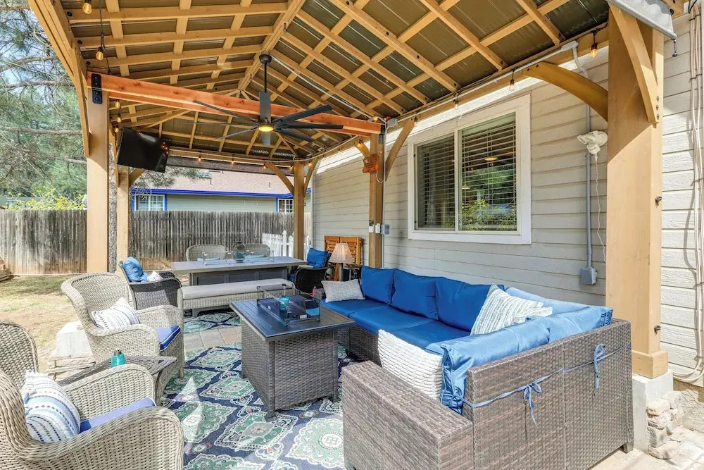Half-mi to Trails: Family-friendly Flagstaff Home