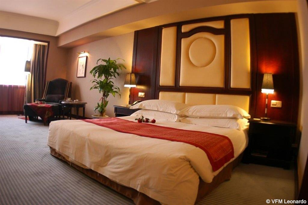 Zhengzhou Weilai Conifer Hotel