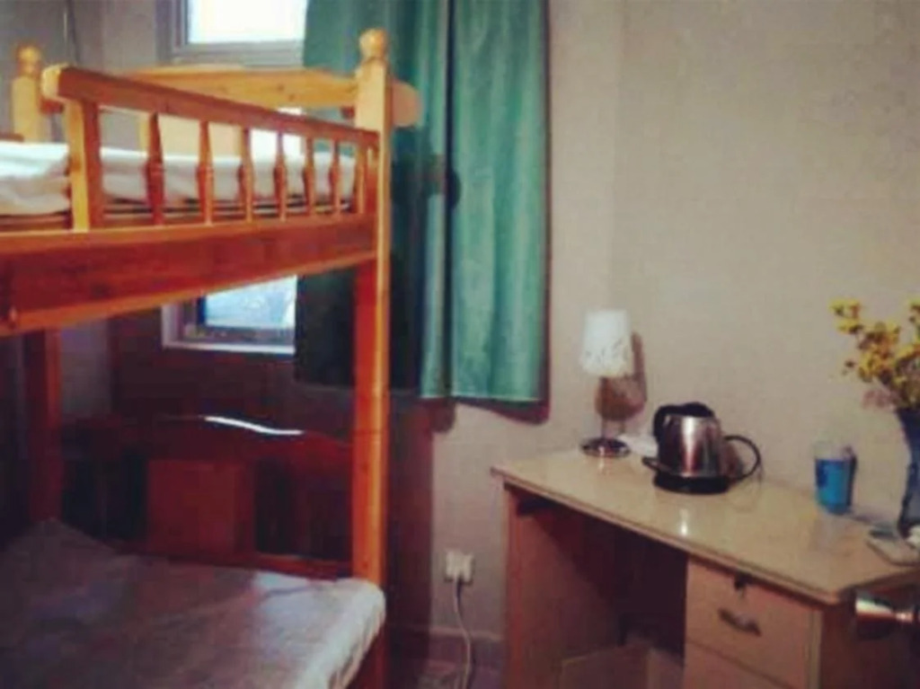 Shenzhen Giraffe Youth Hostel - Futian Port Branch