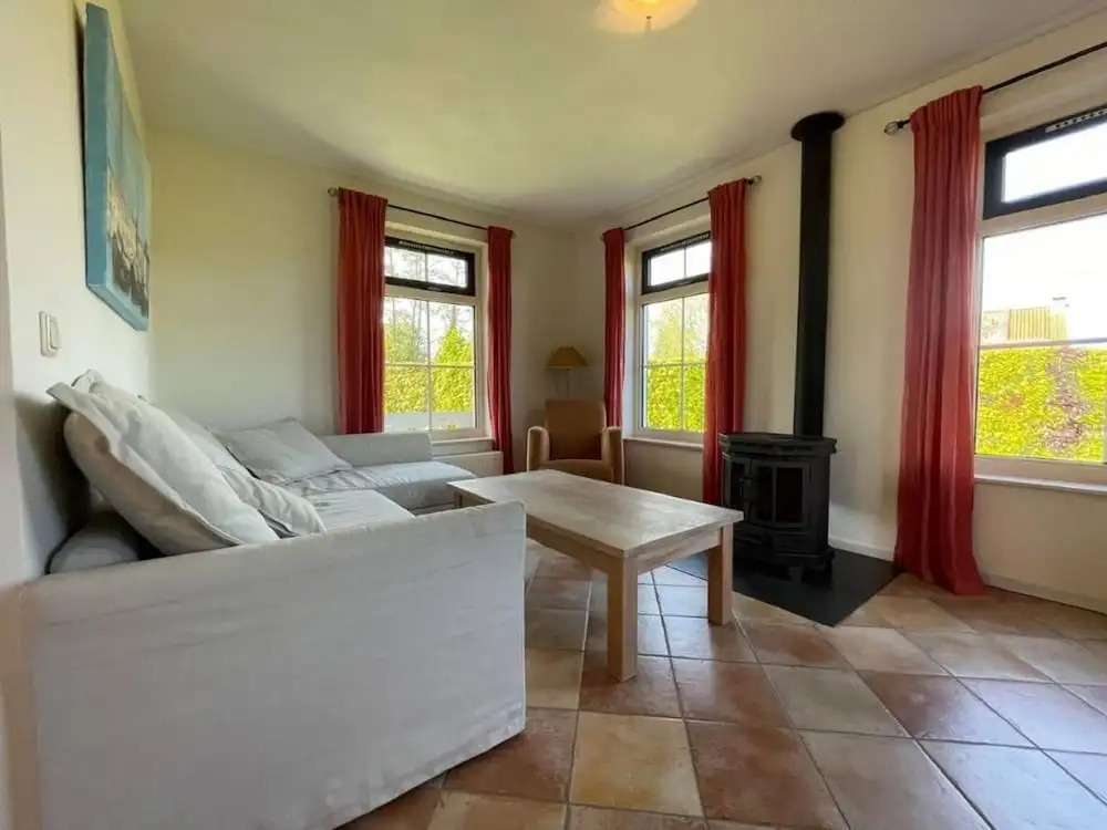 Country House with Terrace near Langweerder Wielen