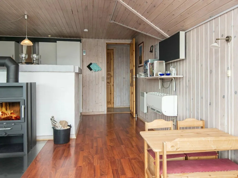 Vintage Holiday Home in Hvide Sande Not Far From Sea Coast