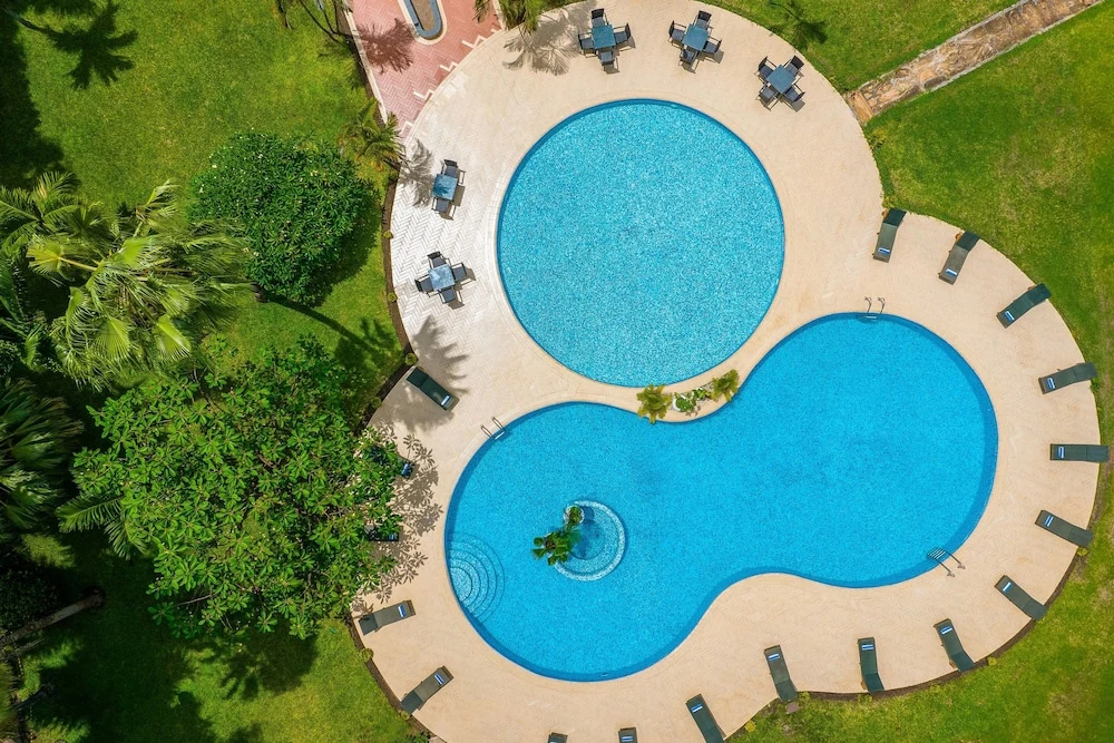 Отель Delta Hotels Dar es Salaam