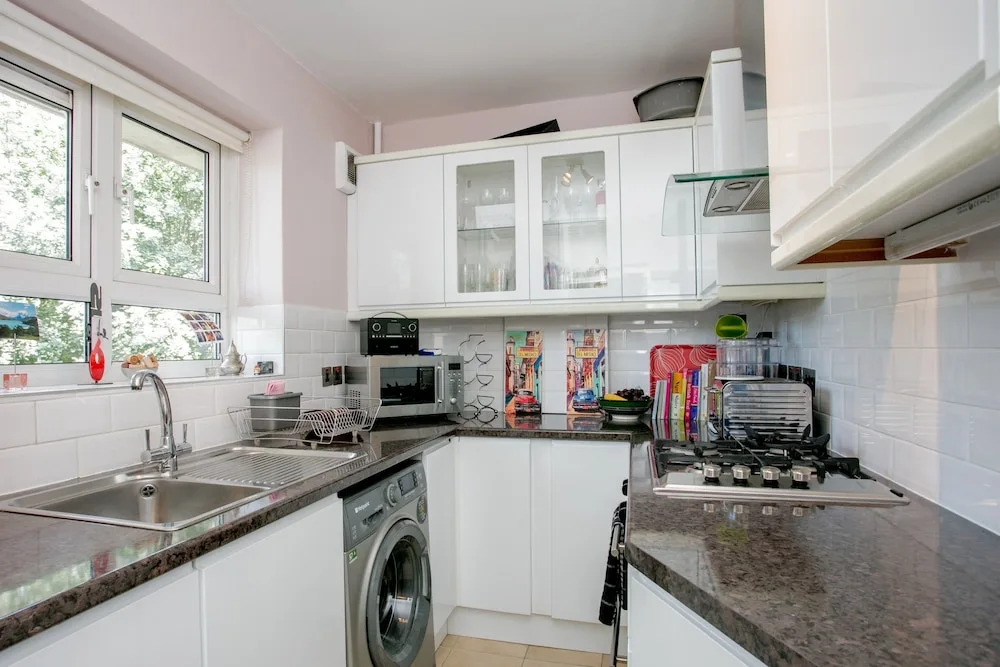 Close To Highbury And Islington 1 Bedroom Flat