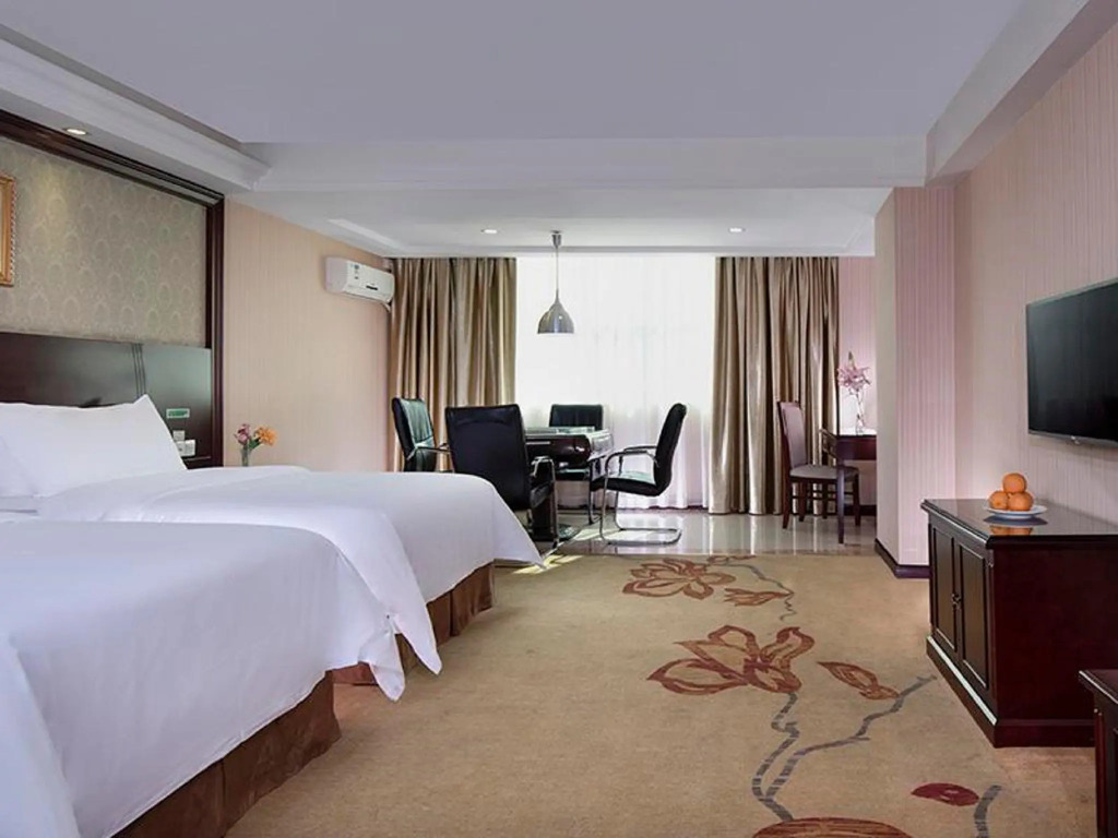 Vienna Hotel Huizhou Yanda Avenue