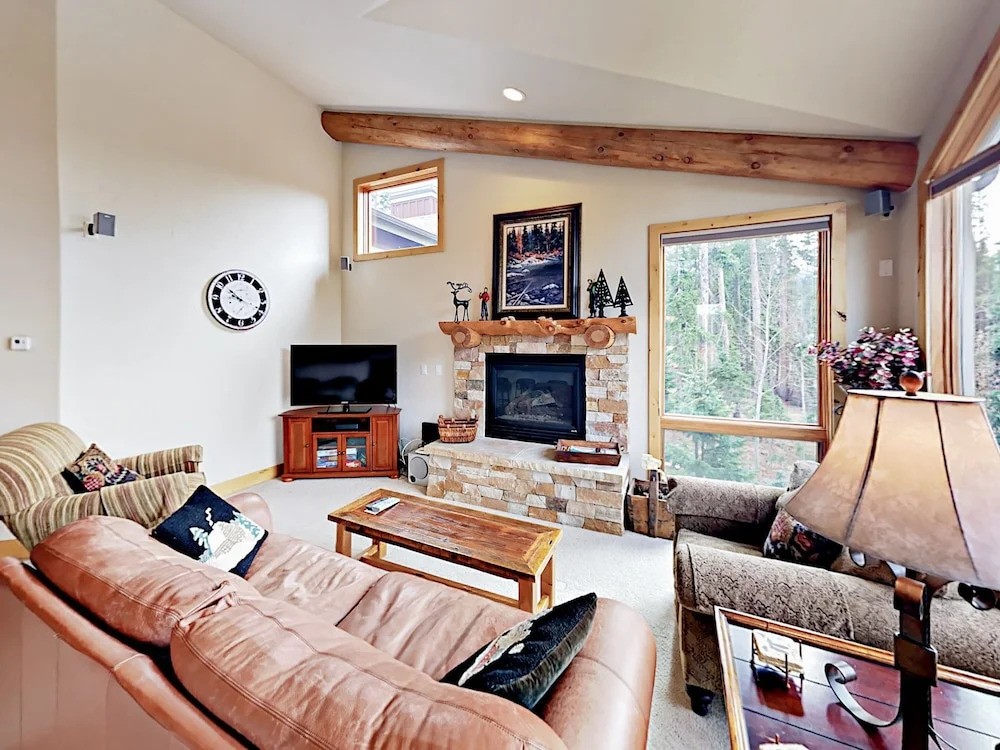 Antler - 3 Br Townhouse