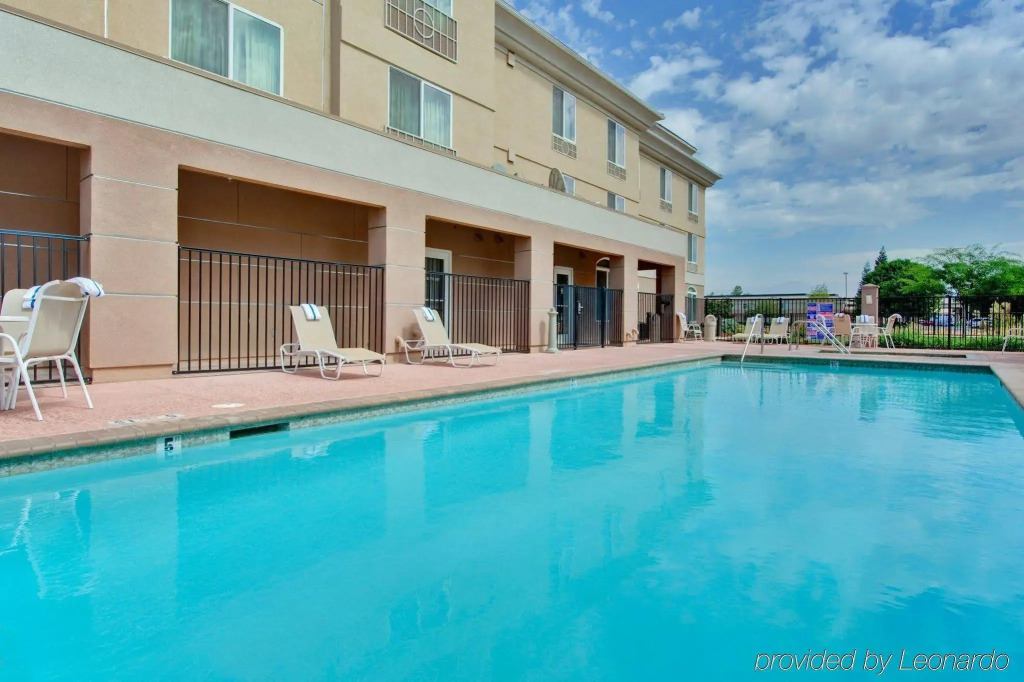 Holiday Inn Express Porterville by IHG
