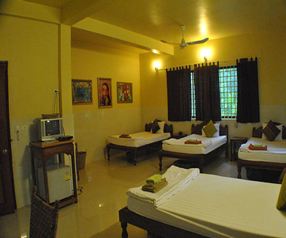 Seven Candles Guesthouse
