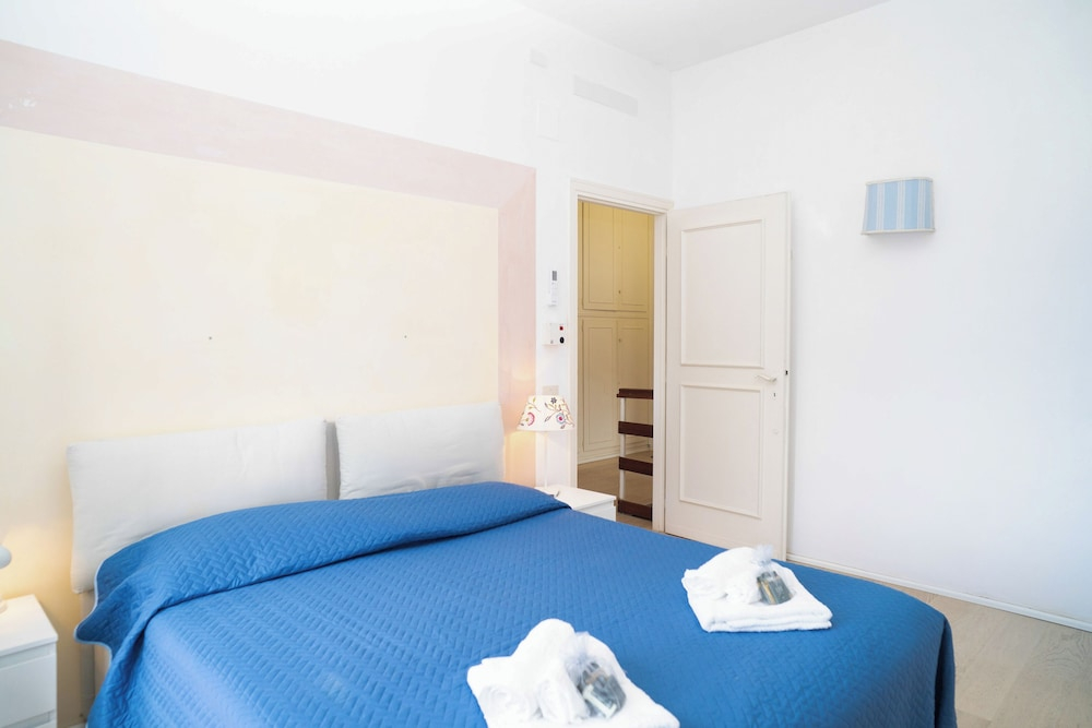 Villa vintage a 100m dal mare, relax a Terracina