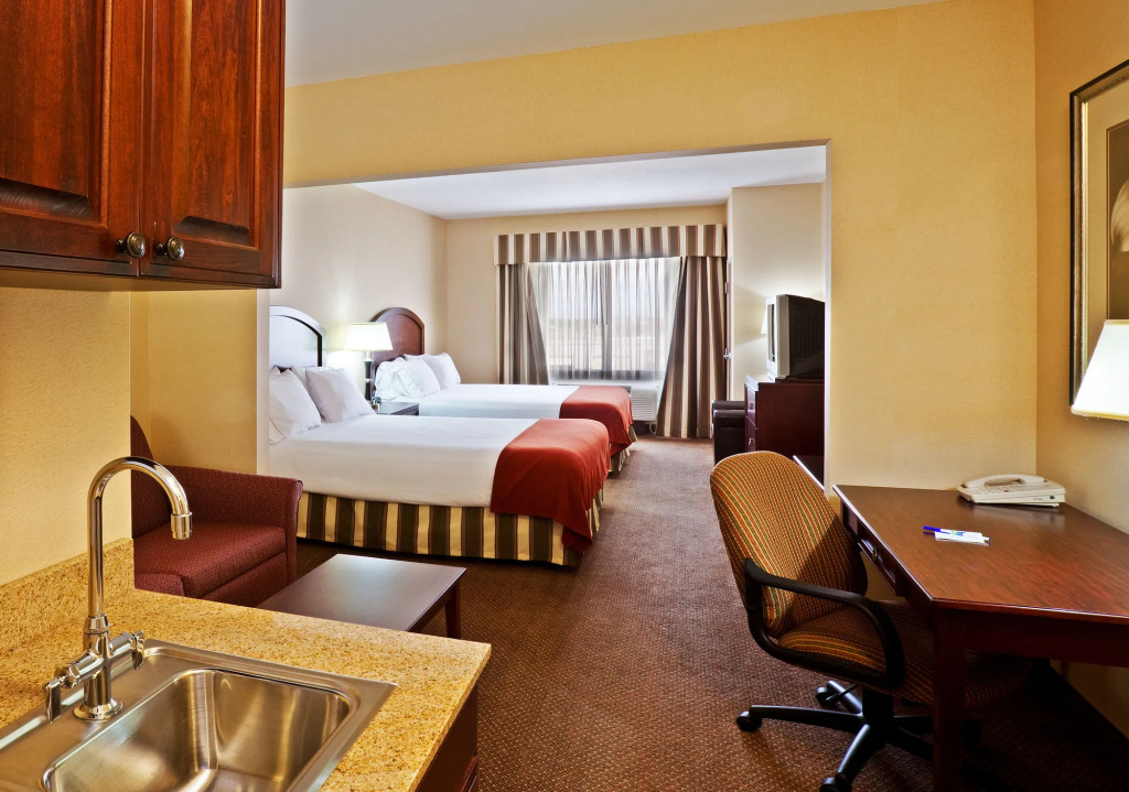 Spark by Hilton Catoosa Tulsa