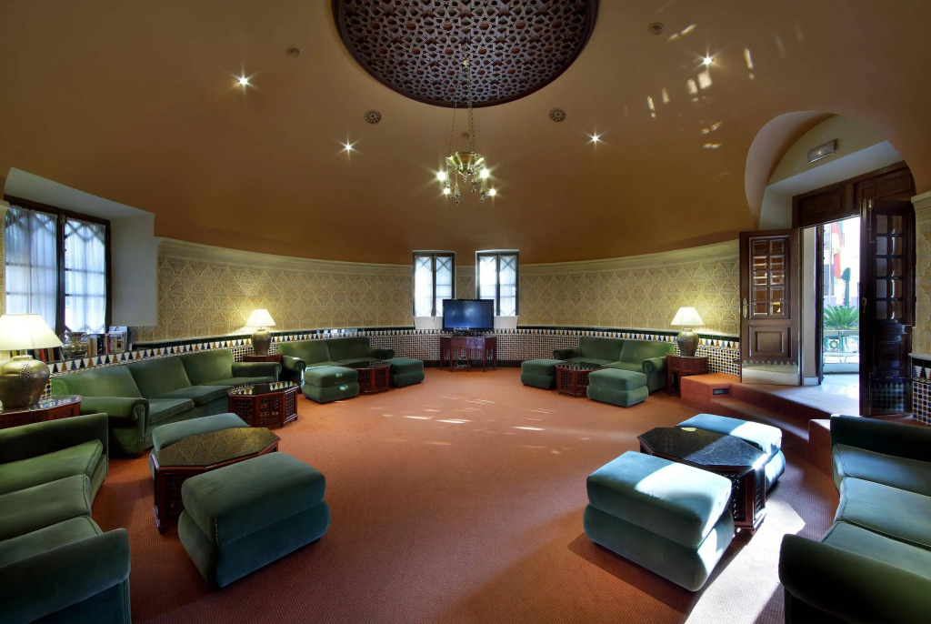 Alhambra Palace Hotel