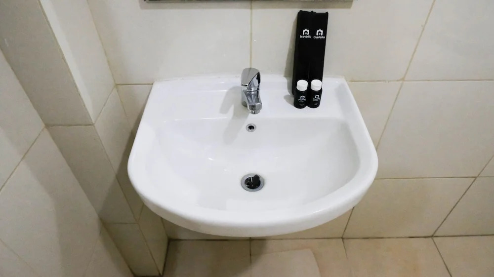 Comfy And Modern Studio (No Kitchen) At Orchard Supermall Mansion Apartment
