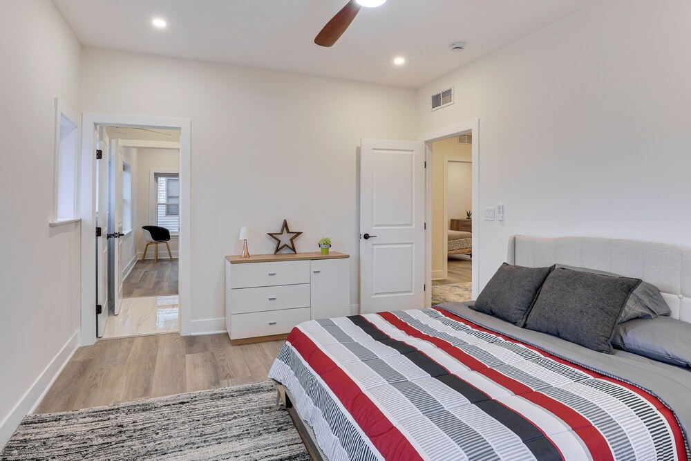 Historic Meets Modern! Family Home in Midtown KC