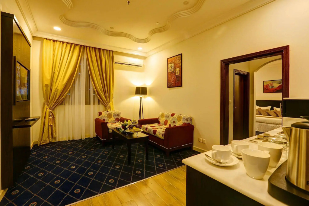 Al Balad Inn Corniche