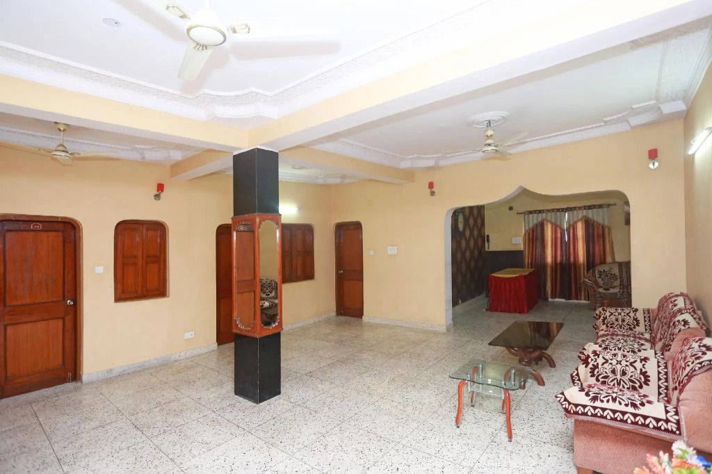 CAPITAL O 9022 Dada's Villa Residency
