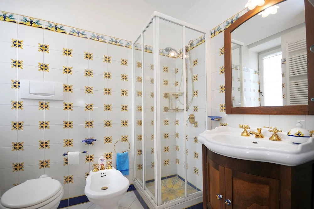 AMORE RENTALS - Villa Angelo