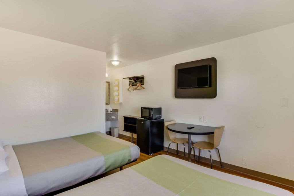 Motel 6-El Paso, TX - West