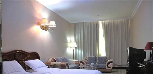 Qi Rui Hotel - Linzhi