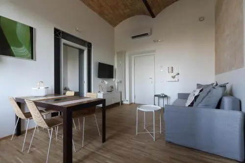 White Home Roma