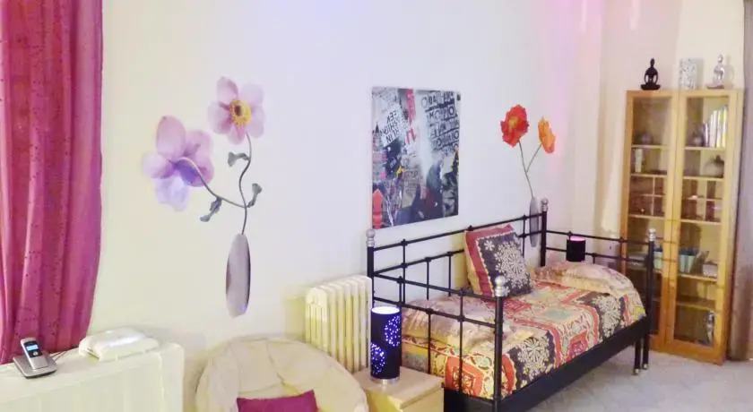 Pretty Studio