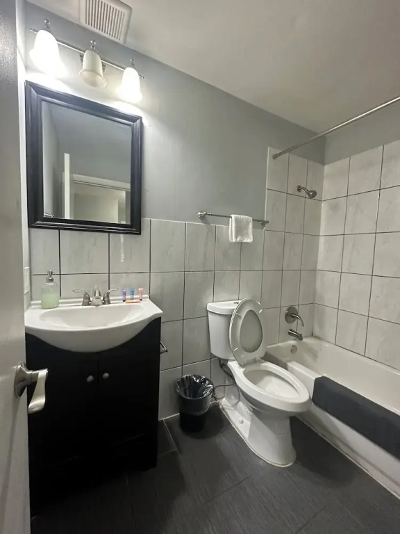 1BR Near Forest Park Barnes Hospital STL