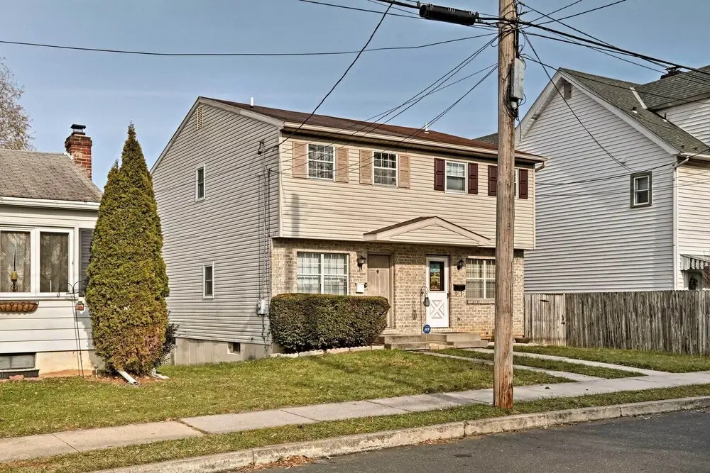 2 Mi to Dtwn Allentown Shops & Eats! Cozy Home
