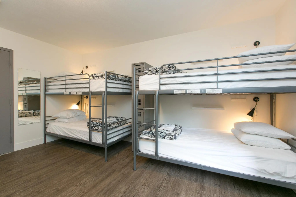 HI Kelowna Hostel