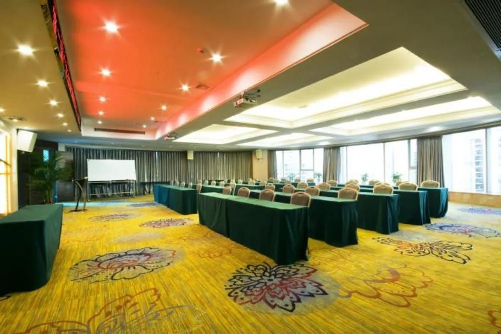 Oriental Royal Hotel