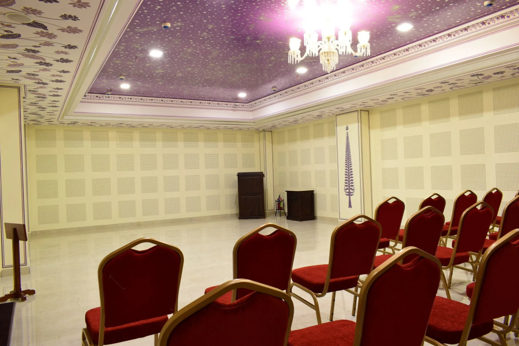 Umaid Haveli-A Heritage Style Hotel & Resort