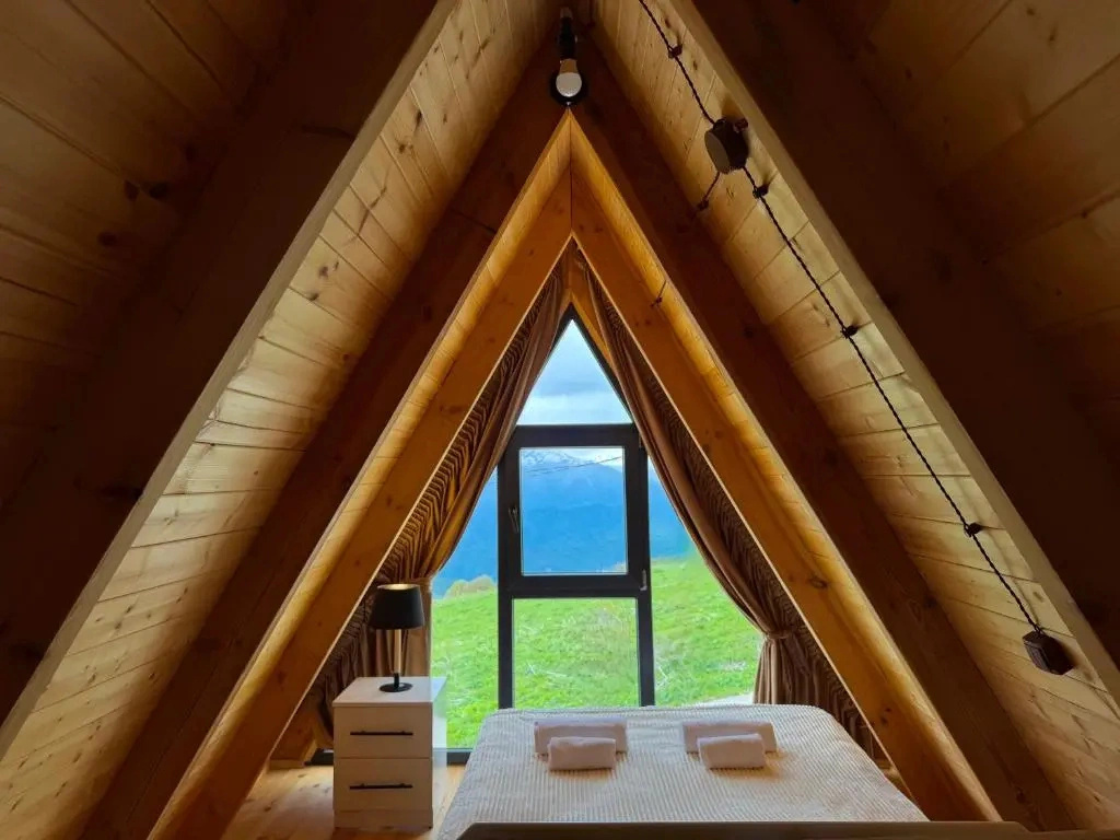 Отель Kapo Cottages in Racha