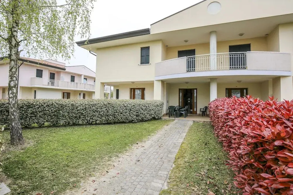 Lecci Lido Altanea