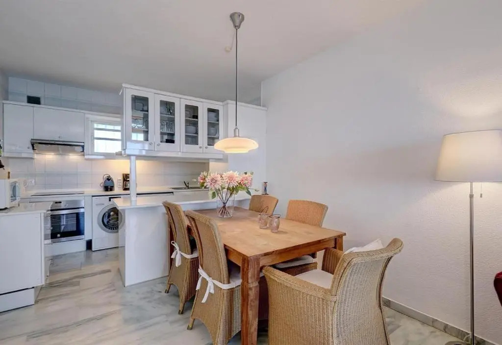 Apartment Boulevard 302
