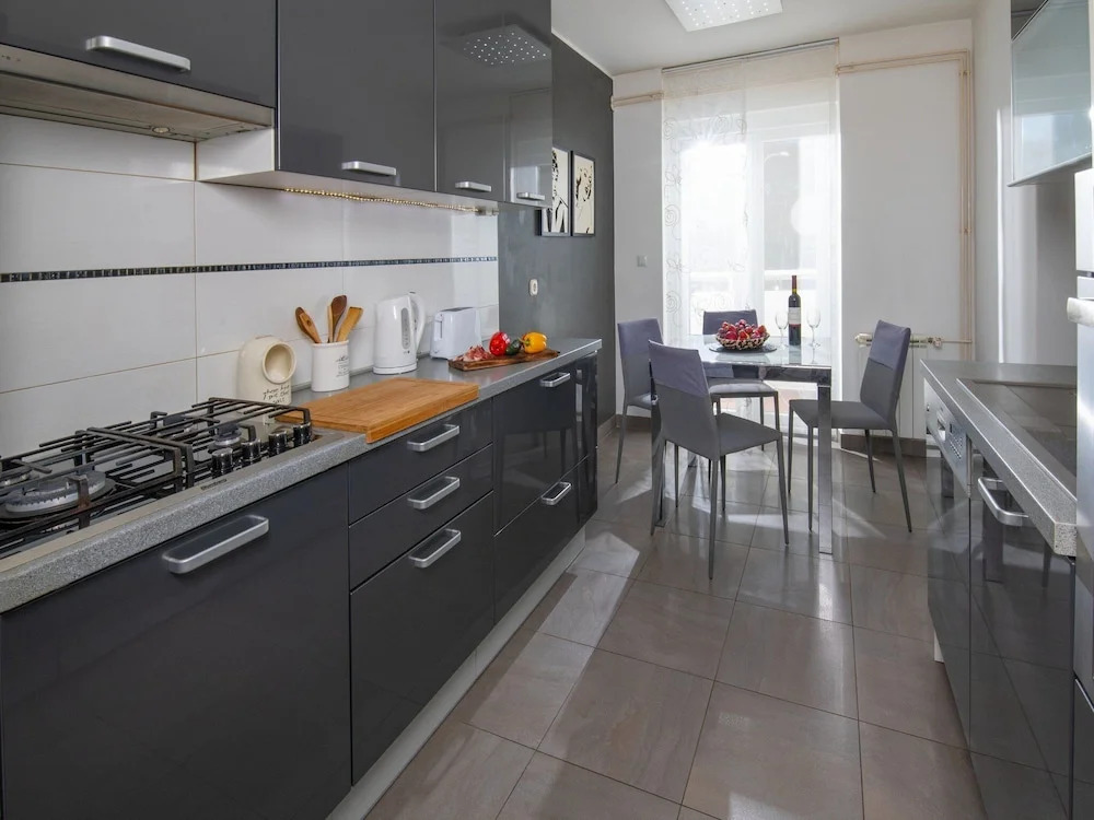 Apartment Point