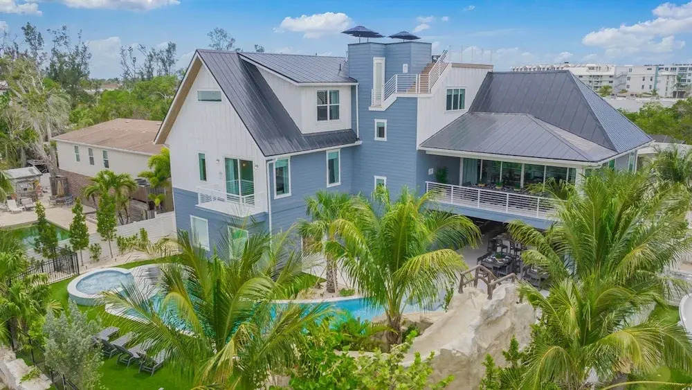 Maritime Manor in Siesta Key