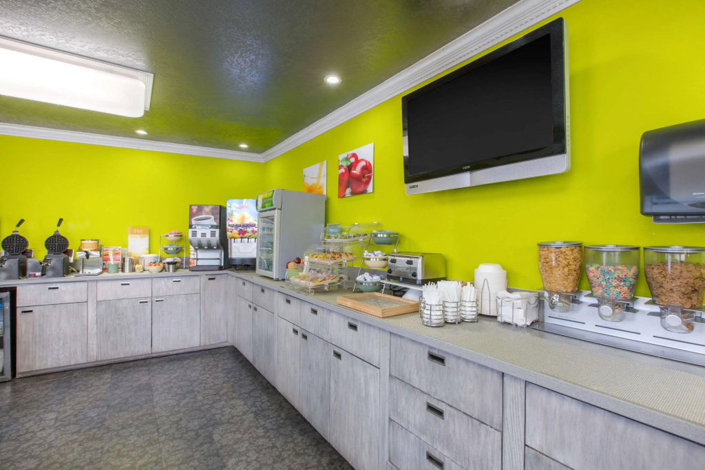 Quality Inn Near Hollywood Walk of Fame