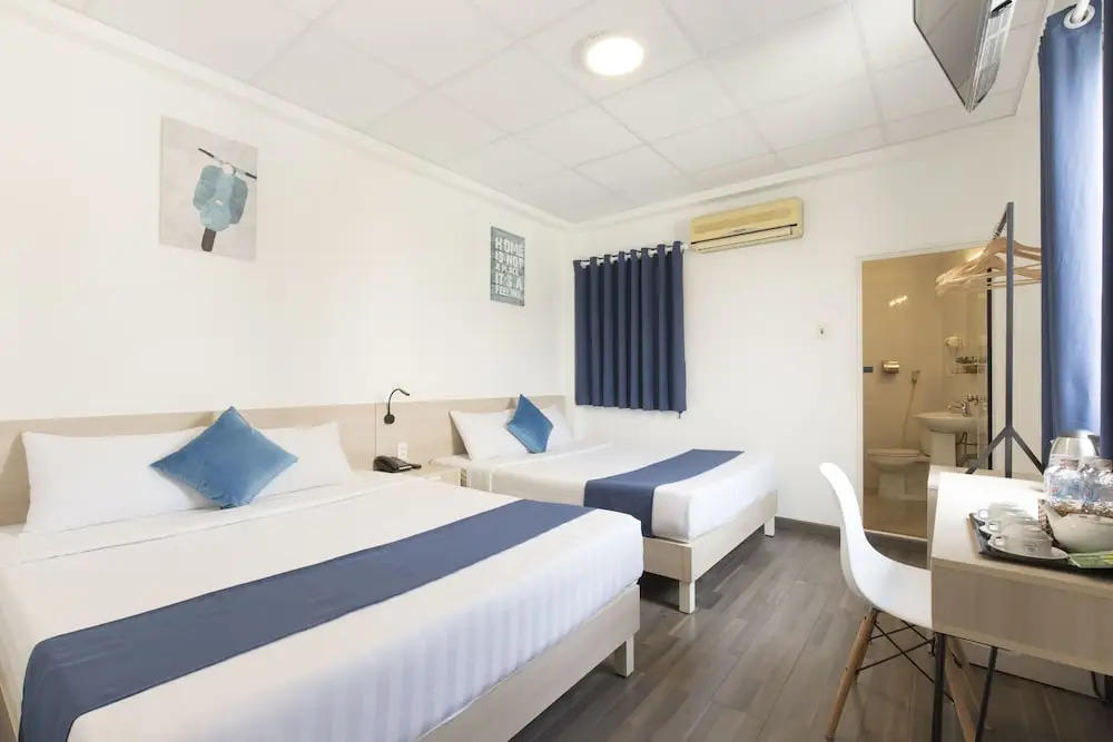 Spotlight Hotel