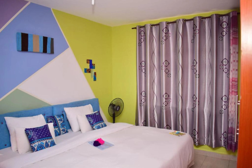 Cozy Rooms JKIA -Games Nights - Gated - Secure -3 Bedroom -5 Beds -2Baths -15Mins to JKIA-SGR