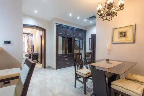 Pearl Apartments