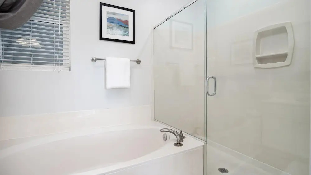 CONDO with GOLF CART and short walk to Village of Baytowne Wharf
