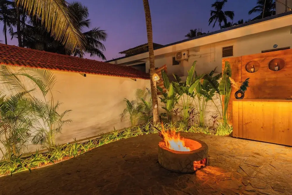ELIVAAS Signature House of Neptune 1 bhk Boutique Hut on the Beach